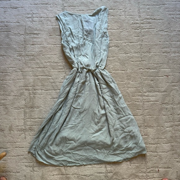 Seraphine Light Green Maternity Dress - Picture 7 of 14